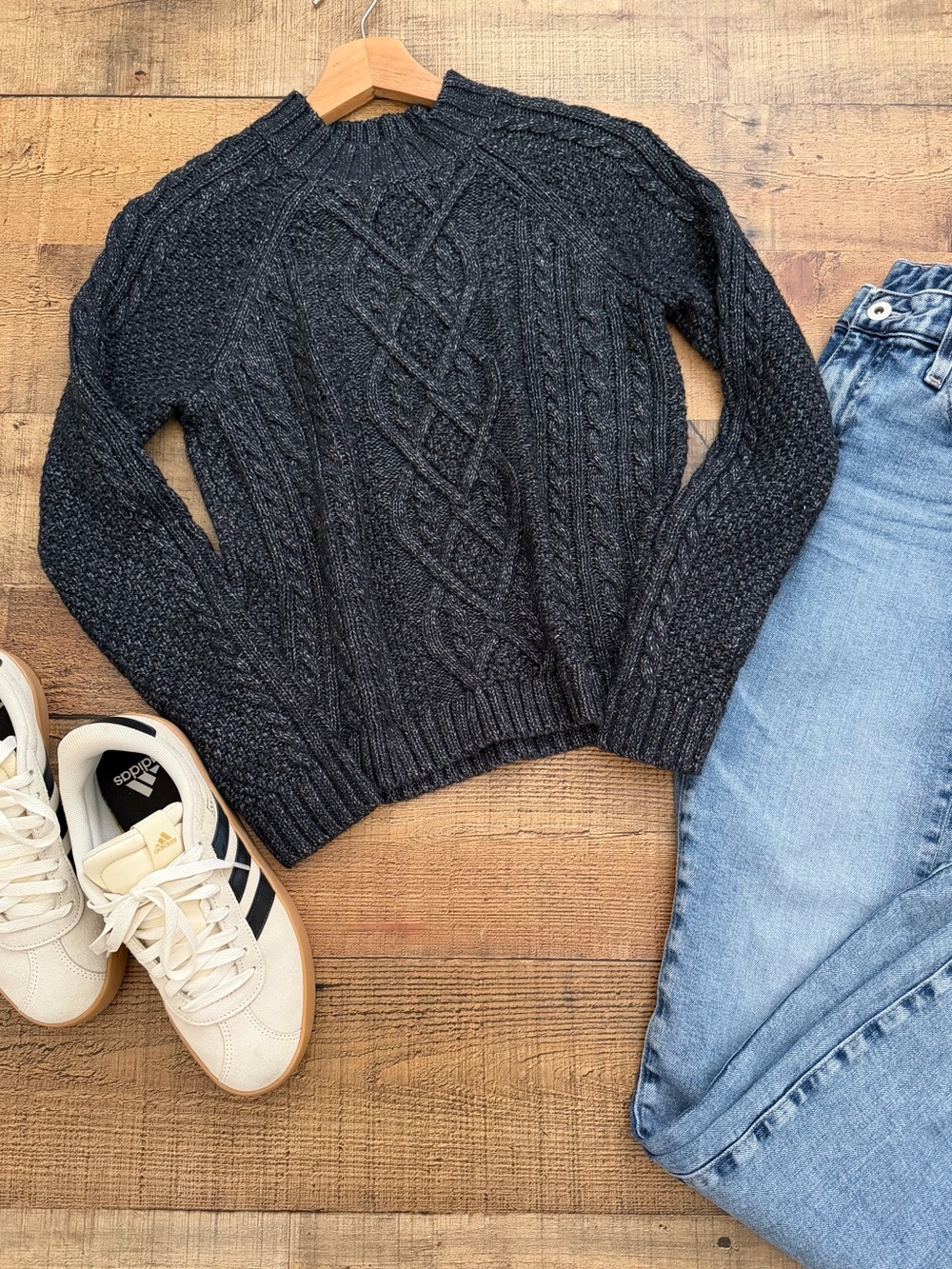 Abercrombie & Fitch Dark Charcoal Cable Knit Crewneck Sweater